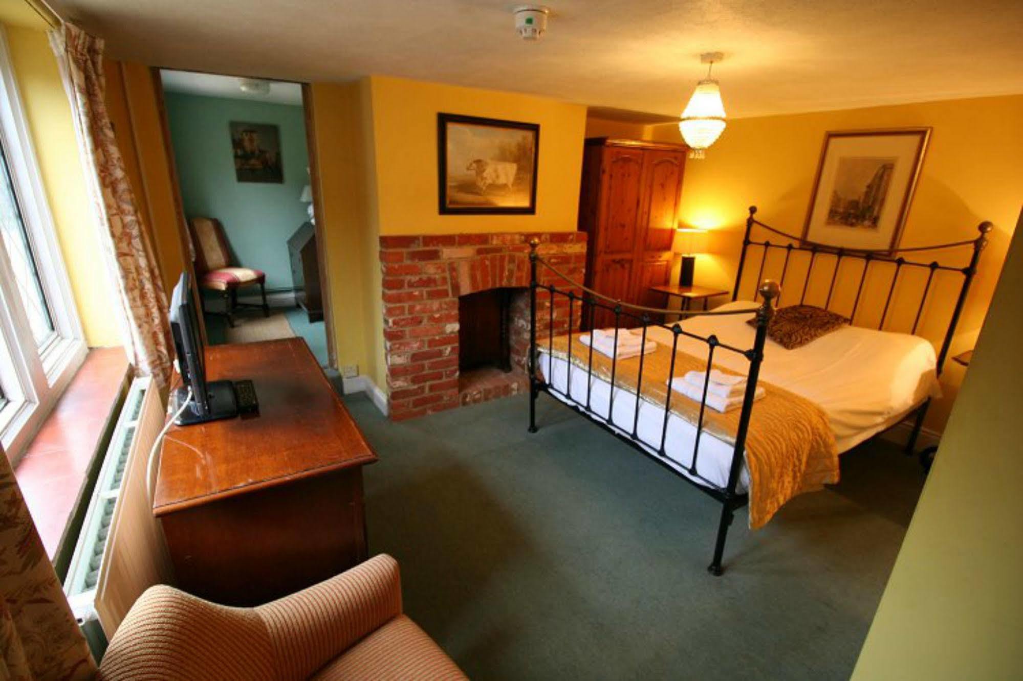 Inn The Carpenters Arms 3*
