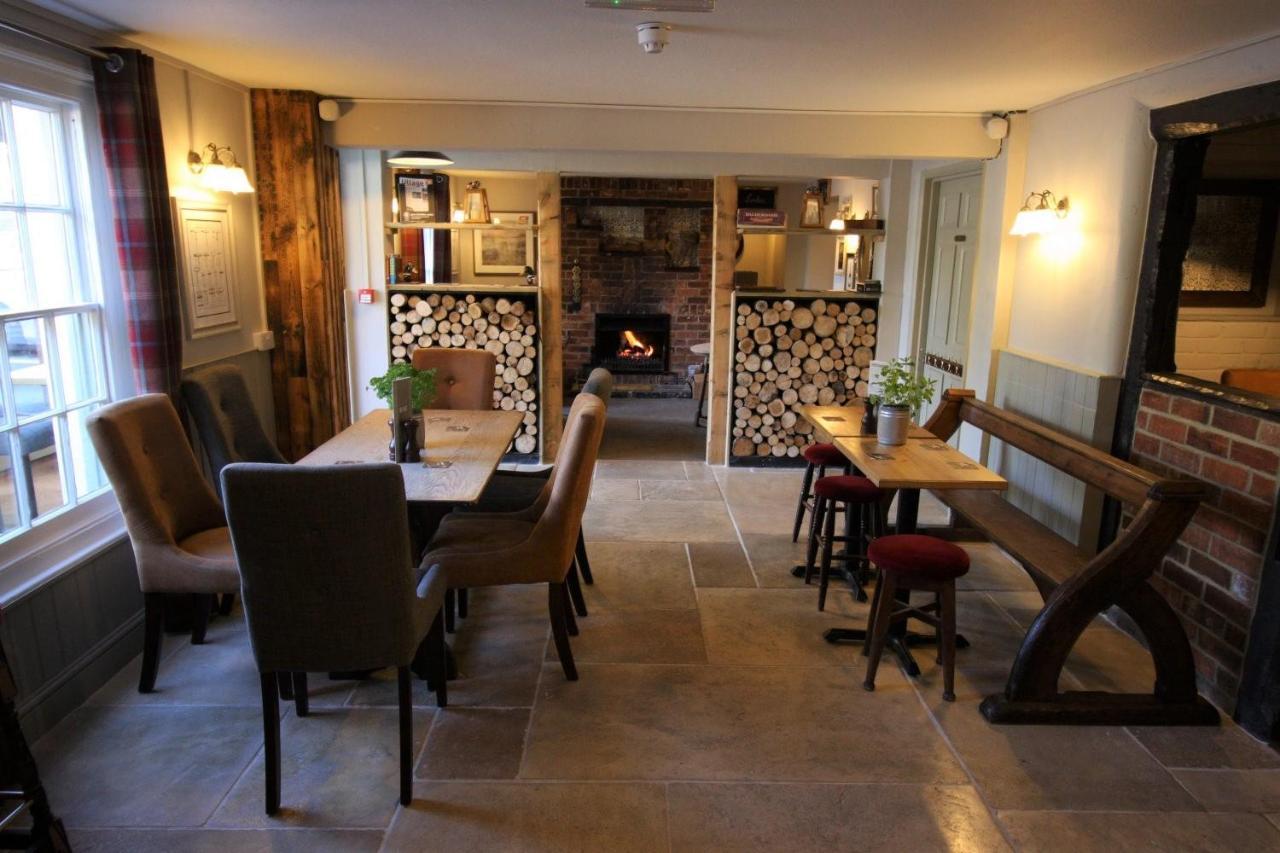 The Carpenters Arms 3*